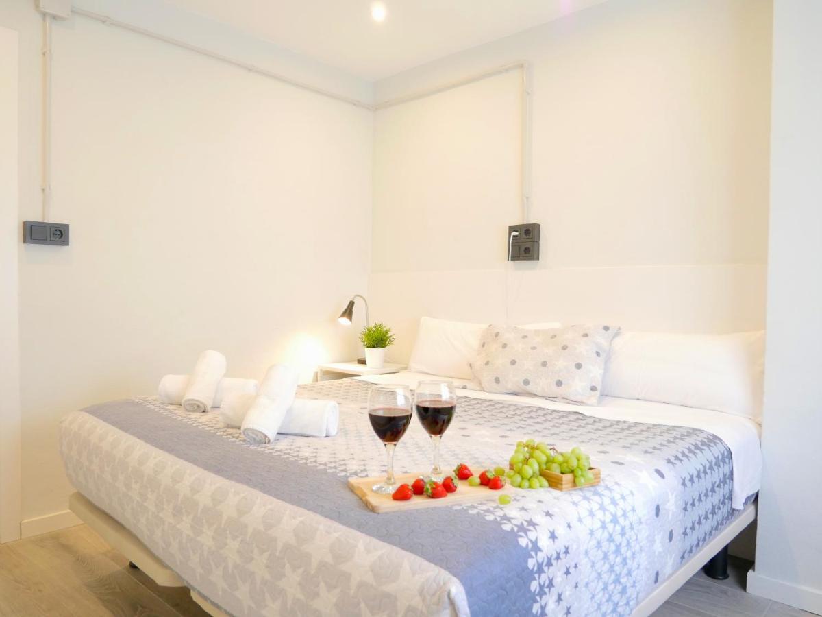 Stay U-Nique Apartments Llobregat โอสปิตาเล็ต เดอ โยเบรกัต ภายนอก รูปภาพ